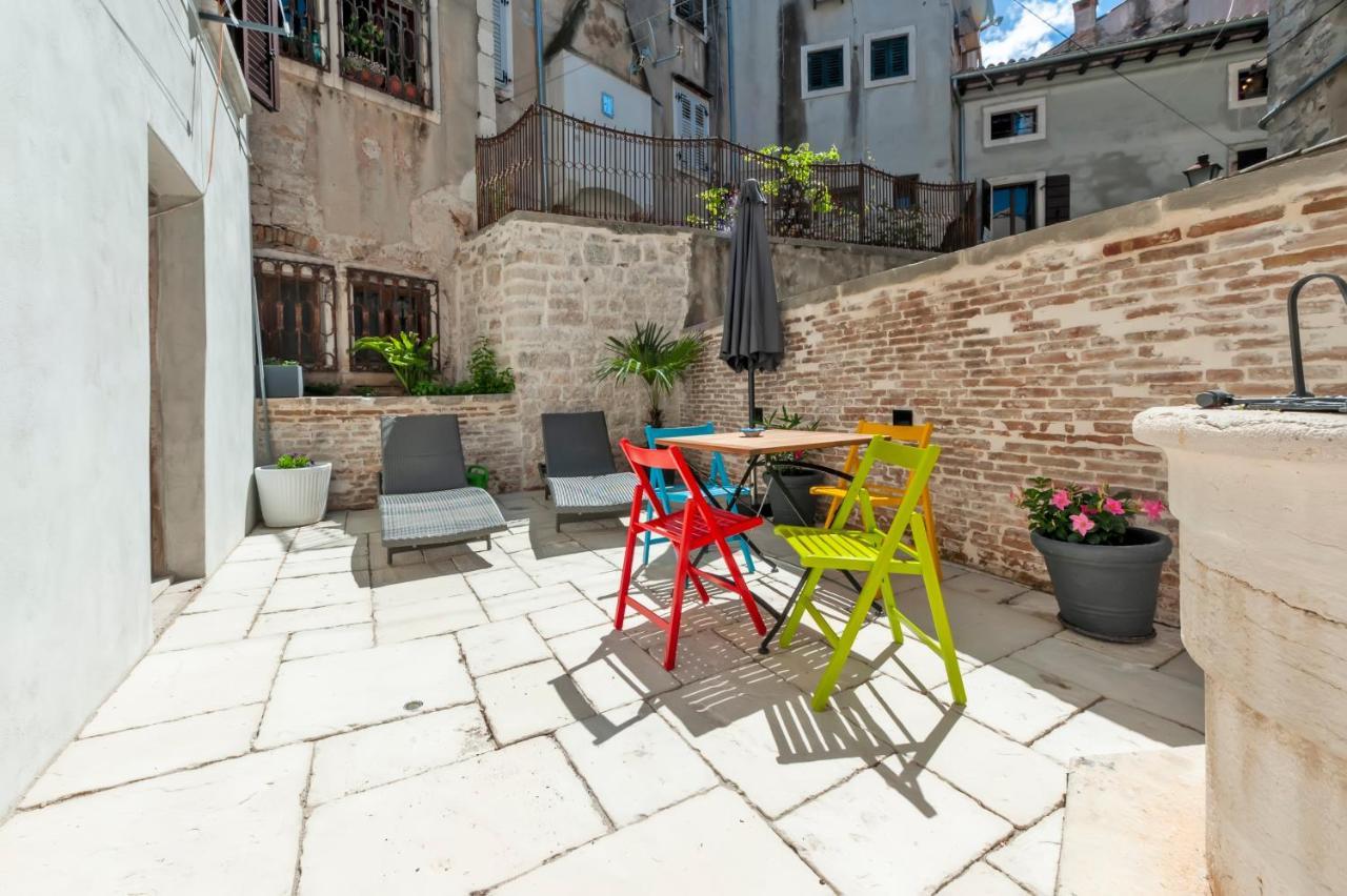 Dc II Downtown Apartment Ровин Екстериор снимка
