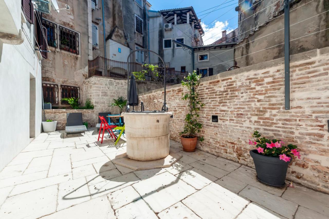 Dc II Downtown Apartment Ровин Екстериор снимка