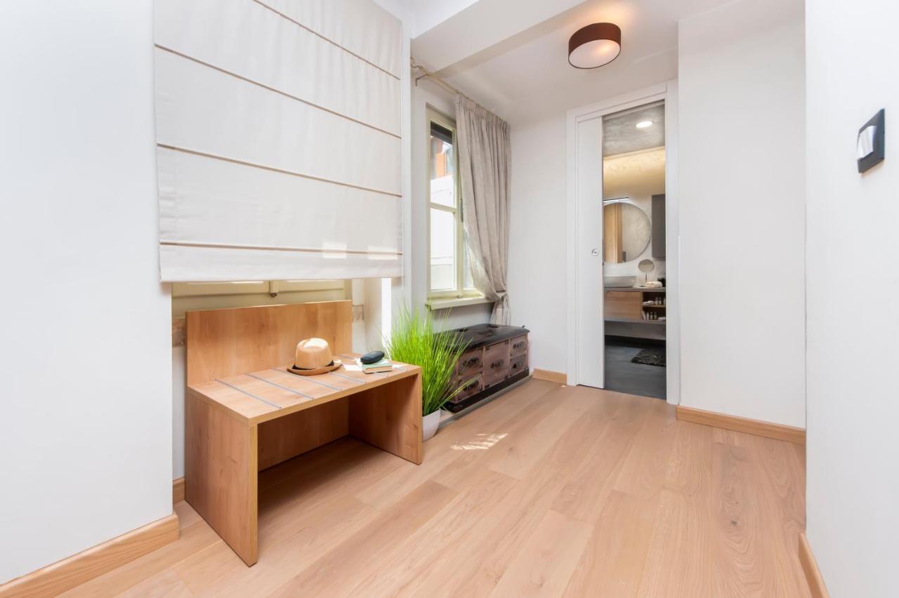 Dc II Downtown Apartment Ровин Екстериор снимка