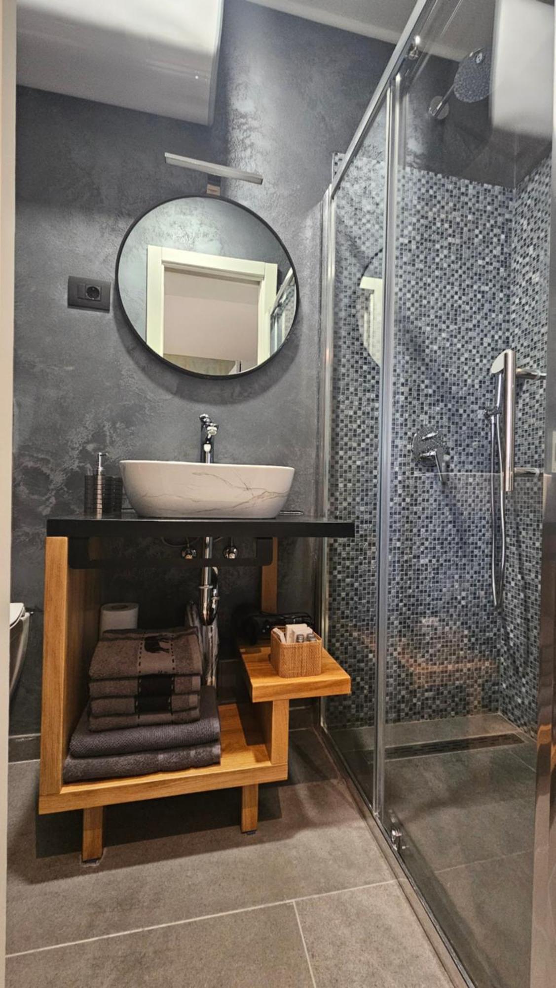 Dc II Downtown Apartment Ровин Стая снимка