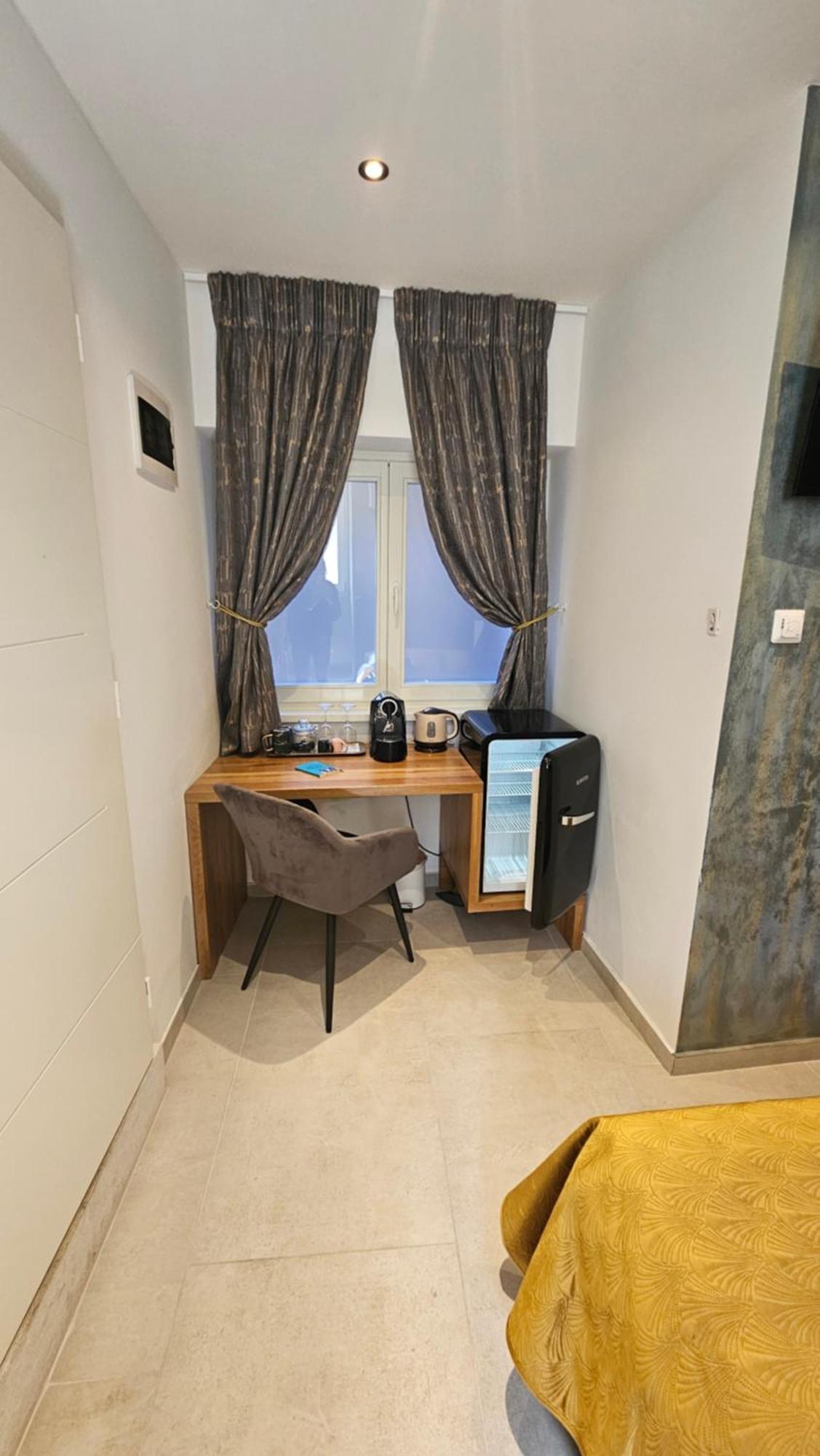 Dc II Downtown Apartment Ровин Стая снимка