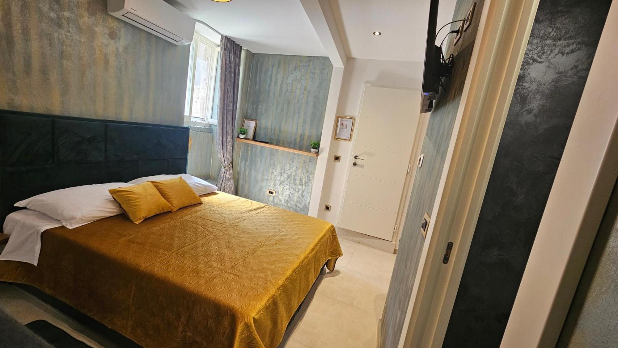 Dc II Downtown Apartment Ровин Стая снимка