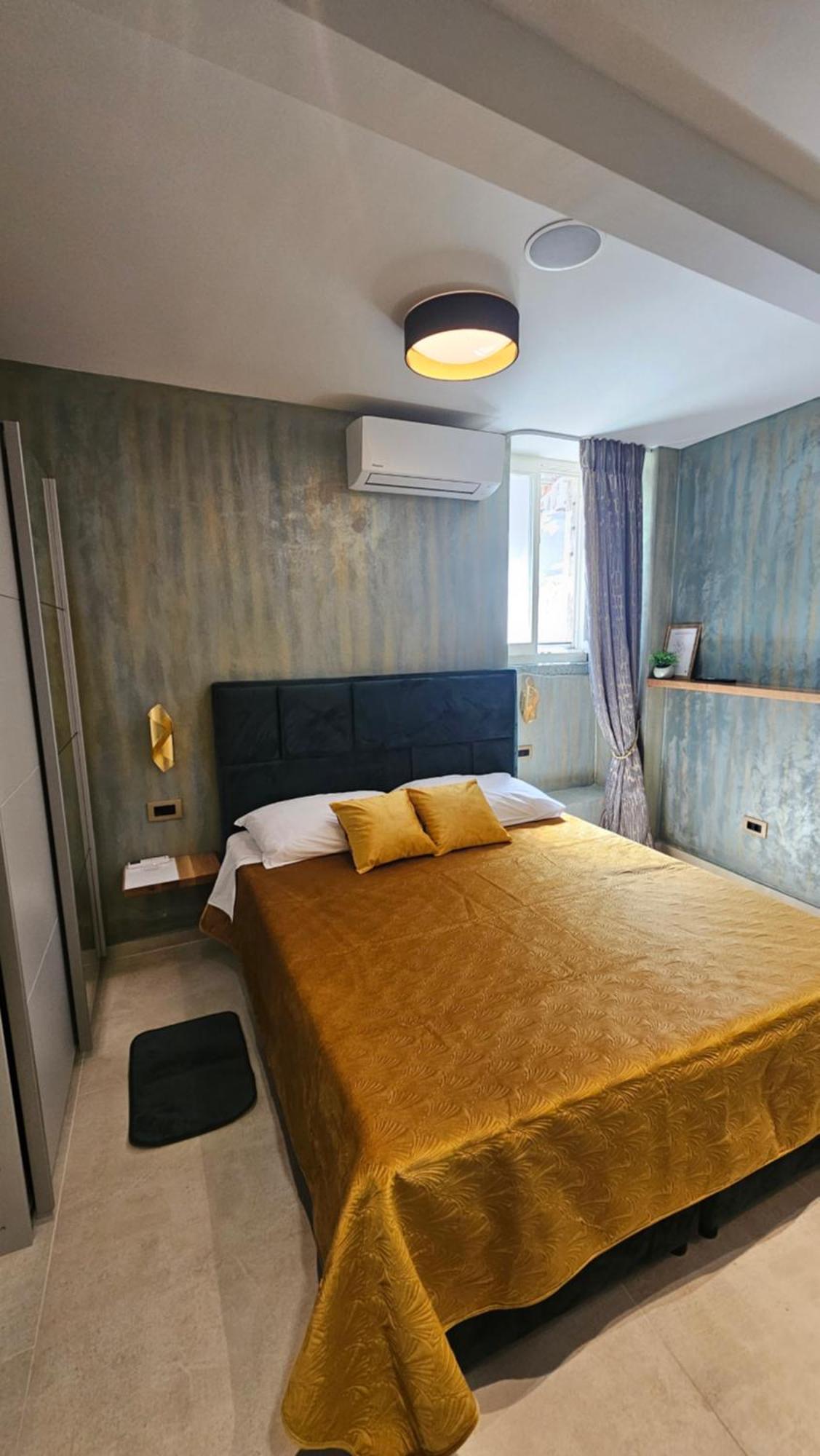 Dc II Downtown Apartment Ровин Стая снимка