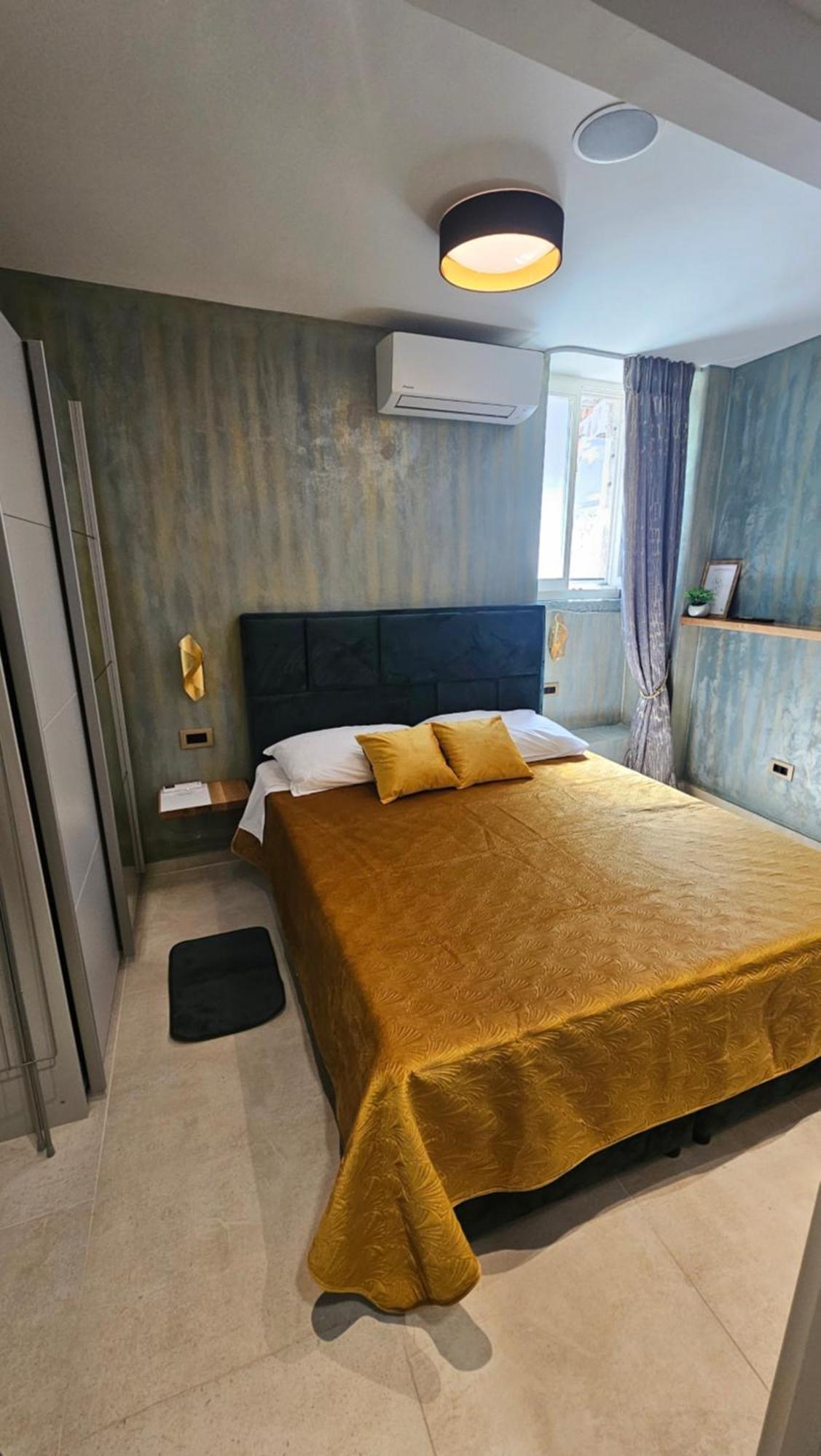 Dc II Downtown Apartment Ровин Стая снимка